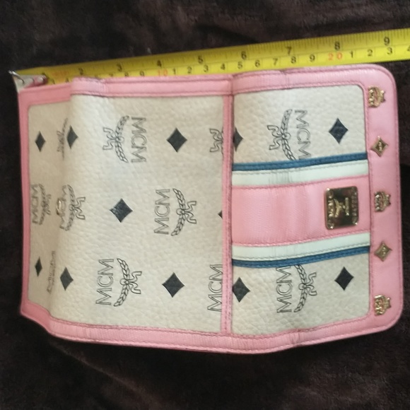 MCM WALLET! Great SALE! - Picture 2 of 16